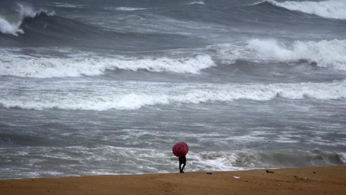 Cyclonic Kyant likely to head towards Andhra Pradesh coast